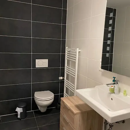 Nikki Apartment