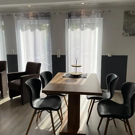 Nikki Apartment *