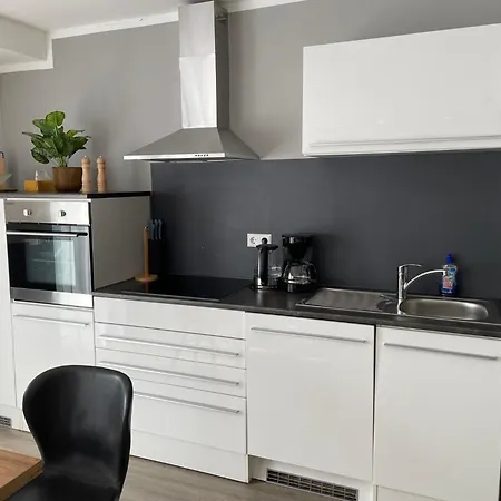 Nikki メーデバッハ